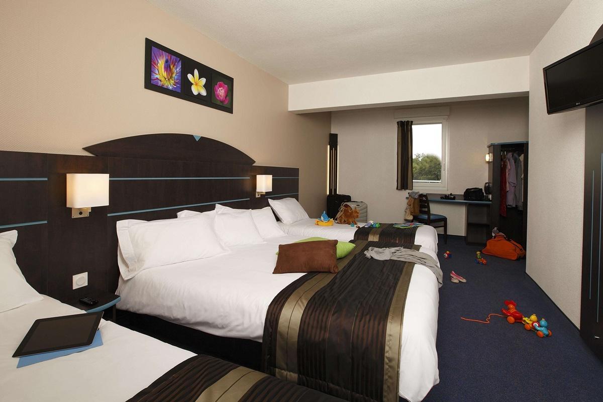Kyriad Hotel 3*