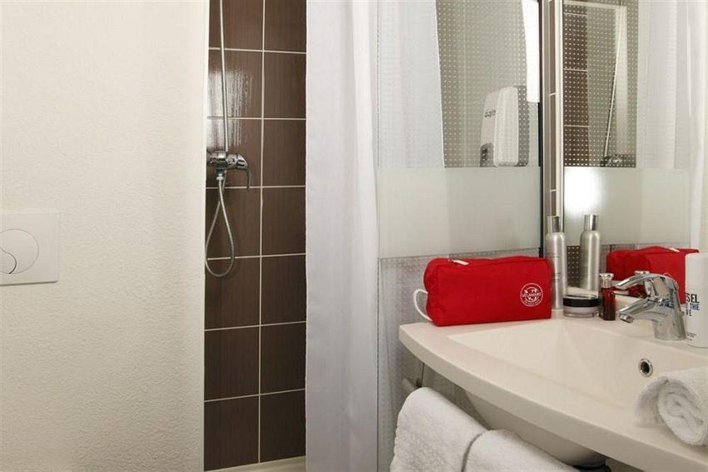 Kyriad Hotel